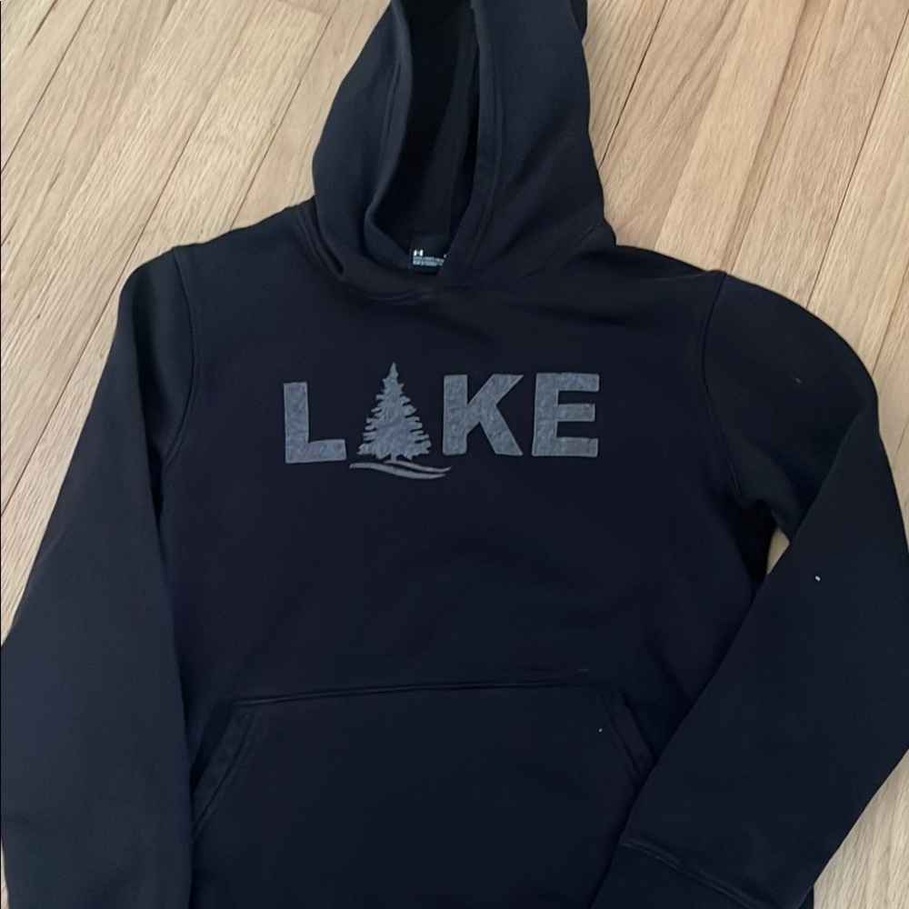 Under Armour Black Hoodie size YXL (boy’s)